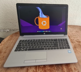 Laptop / Notebook mit Ubuntu