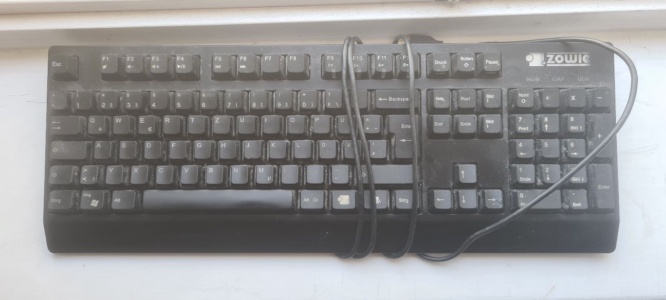 Mechanische Tastatur mit Nummernblock