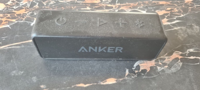 Anker-Portable-Bluetooth-Lautsprecher