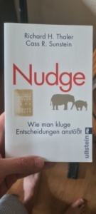 Nudge - Buch von Thaler und Sunstein
